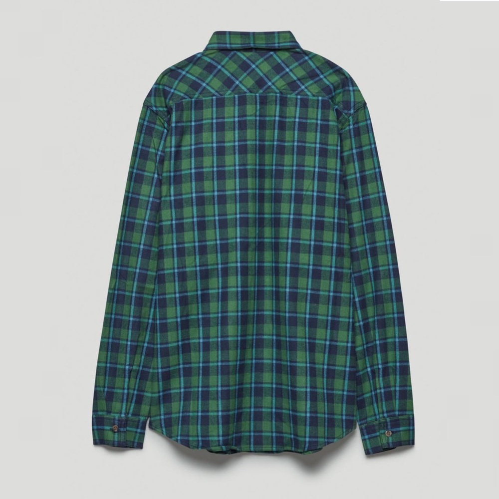 Aritzia TNA Plaid Button-Up in Kenna Total Eclipse / Juniper Green (XS) - Picture 2 of 10